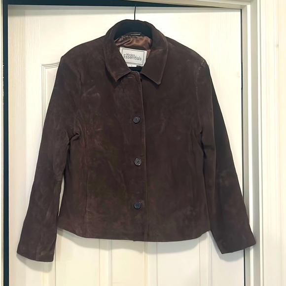 Women’s brown suede jacket. - Picture 1 of 11